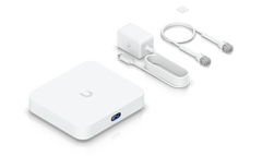 Puertos traseros del UniFi Cloud Gateway MAX (WAN 2.5G, LAN 1G)