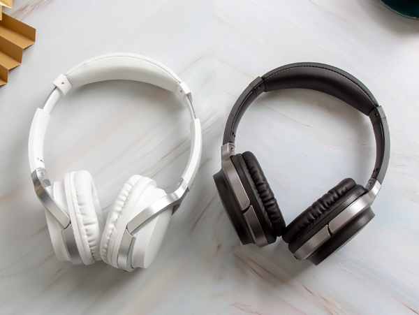 Audifonos Manos Libres GJ-33 Gjby - Blanco