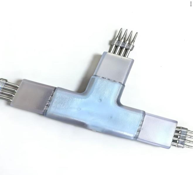 Conector para Tira LED - 4 Pines T RGB