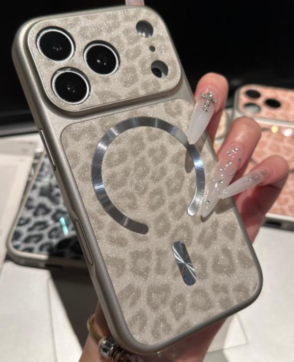 Estuche Animal Print para Iphone - 16 PRO Blanco