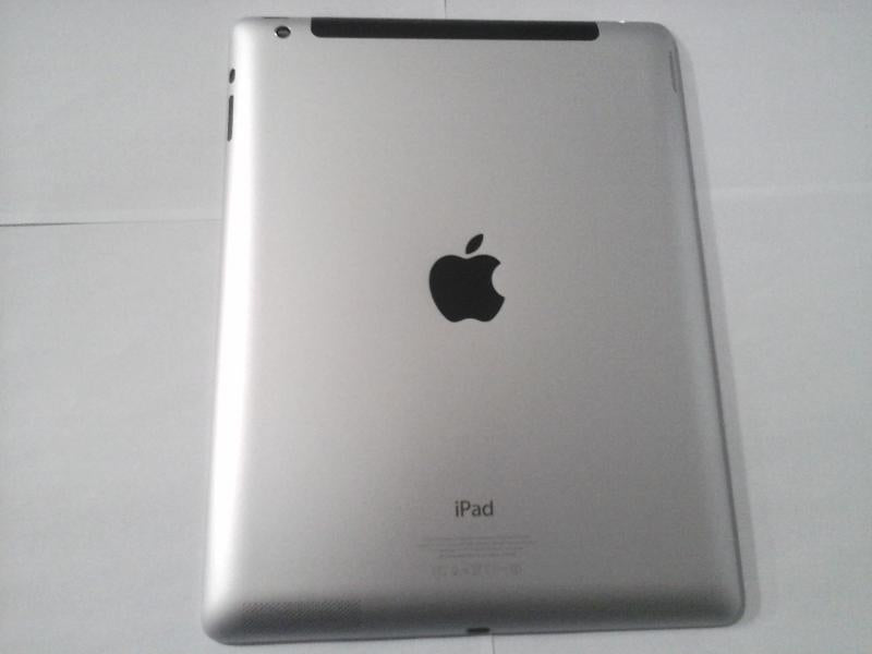 Tapa Ipad 4 WIFI A1458 - Plateada