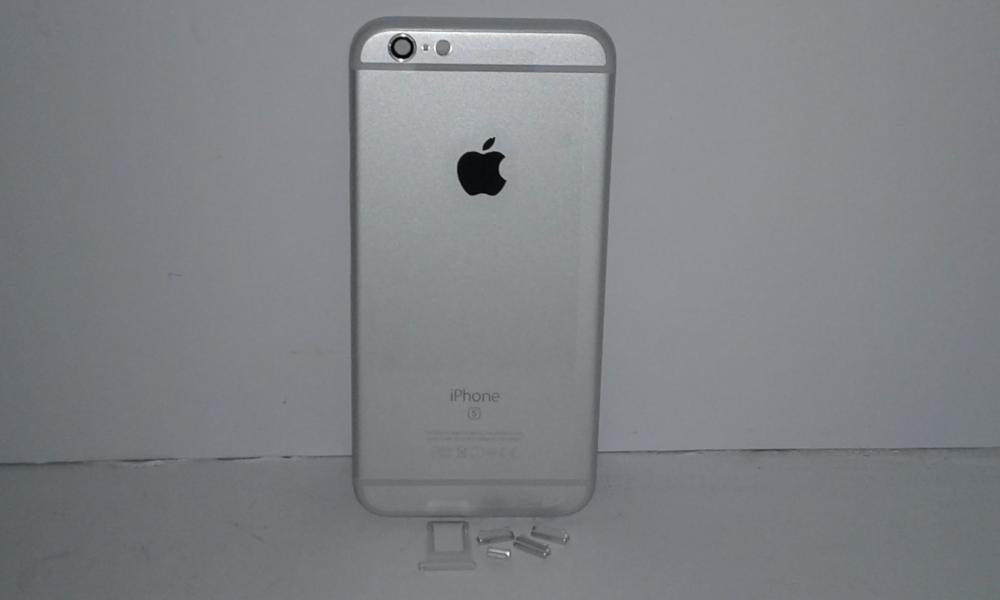 Caratula Iphone 6GS 6S 4.7 A1688 A1687 - Plateada