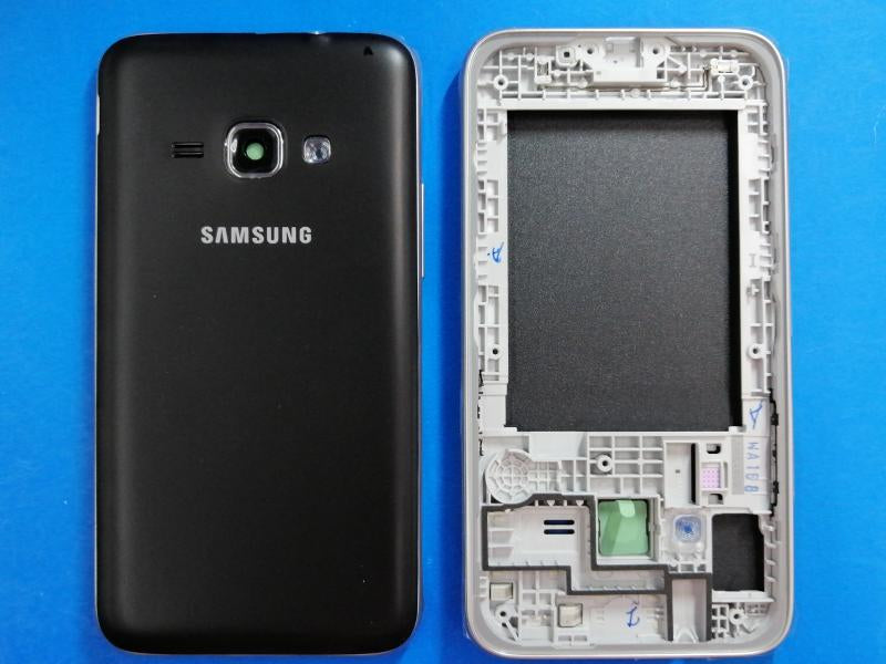 Tapa Samsung Galaxy J1 (2016) J120 - Negra con Marco