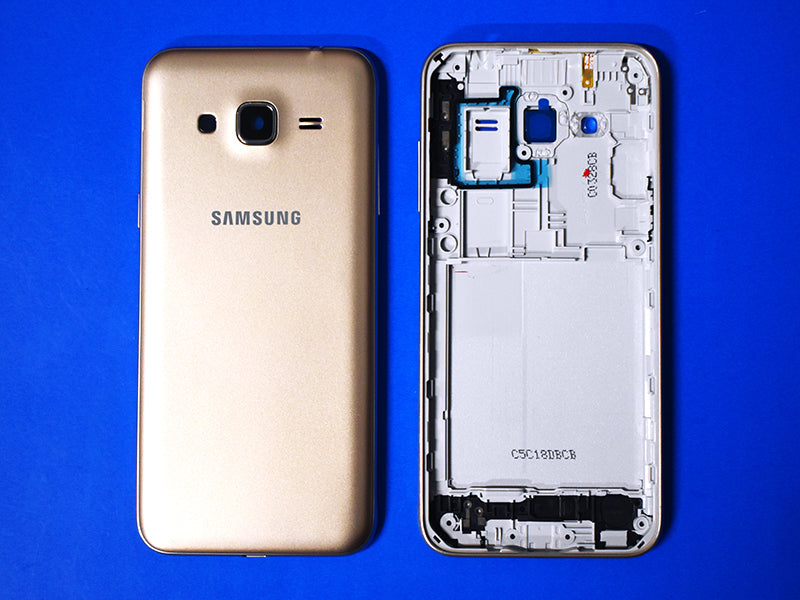 Tapa Samsung Galaxy J3 J300 - Dorada con Marco