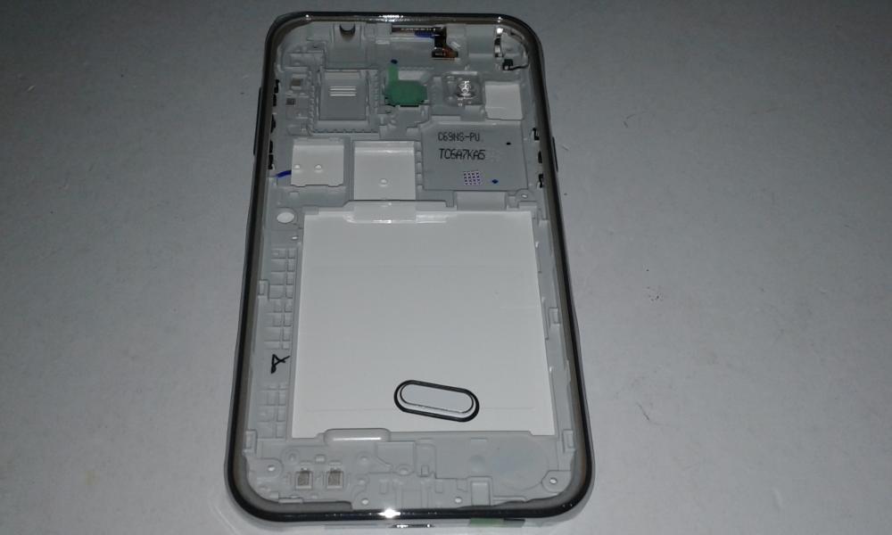 Tapa Samsung Galaxy J2 J200 - Blanca con Marco