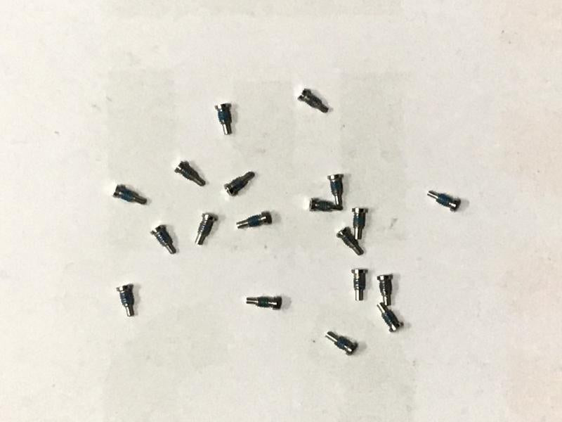 Juego de Tornillos Externos Iphone 8G 4.7 20 Unidades - Plateado