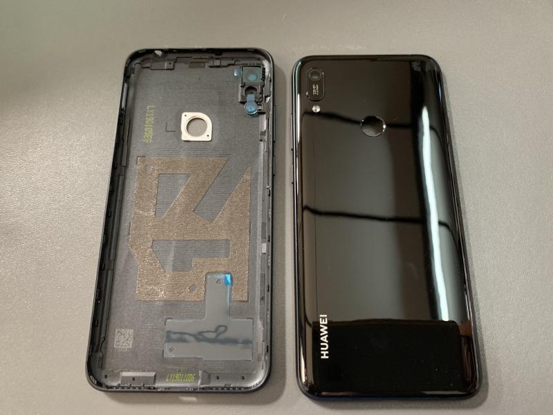 Tapa Huawei Y6 2019 - Negra con Marco