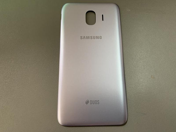 Tapa Samsung Galaxy J4 2018 J400 - Plateada Sin Marco
