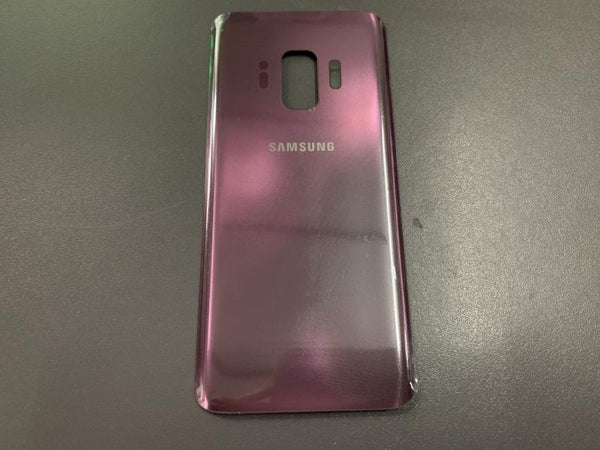 Tapa Samsung Galaxy S9 G960 - Plateada Sin Marco