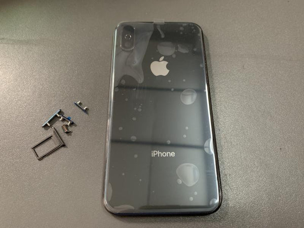 Caratula Iphone Xs - Negra con Marco