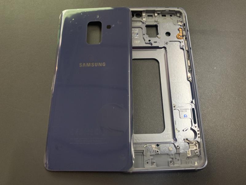 Tapa Samsung Galaxy A8 2018 A530 - Negra con Marco