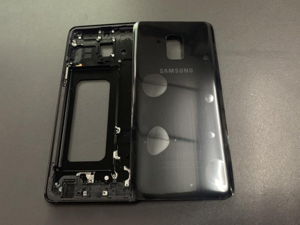 Tapa Samsung Galaxy A8 2018 A530 - Negra con Marco