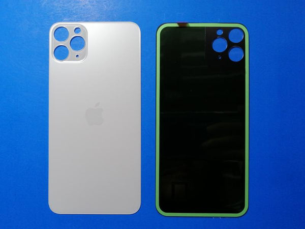Tapa Iphone 11 PRO MAX - Plateada Sin Marco