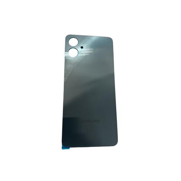 Tapa Samsung Galaxy A06 - Negra Sin Marco