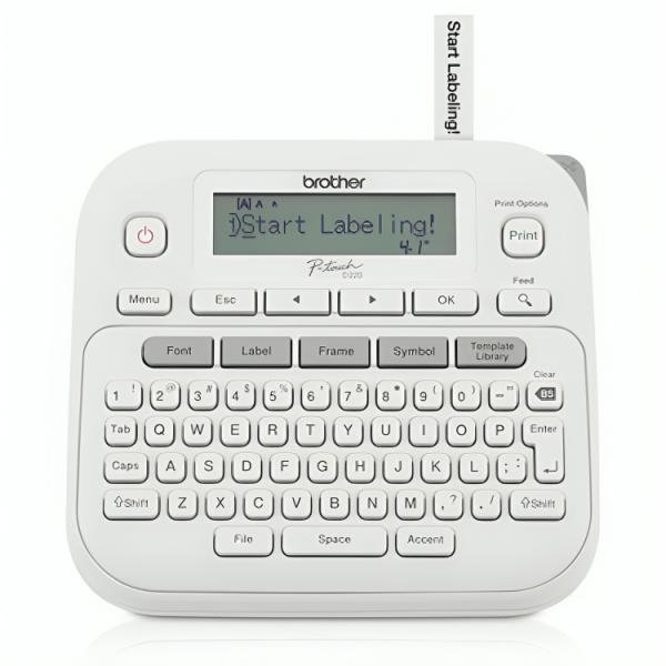 Impresora de Etiquetas Brother PTD220 de 1/2 Pulg 20mm/seg 15 Caracteres por Linea - Blanco Imagen principal del producto