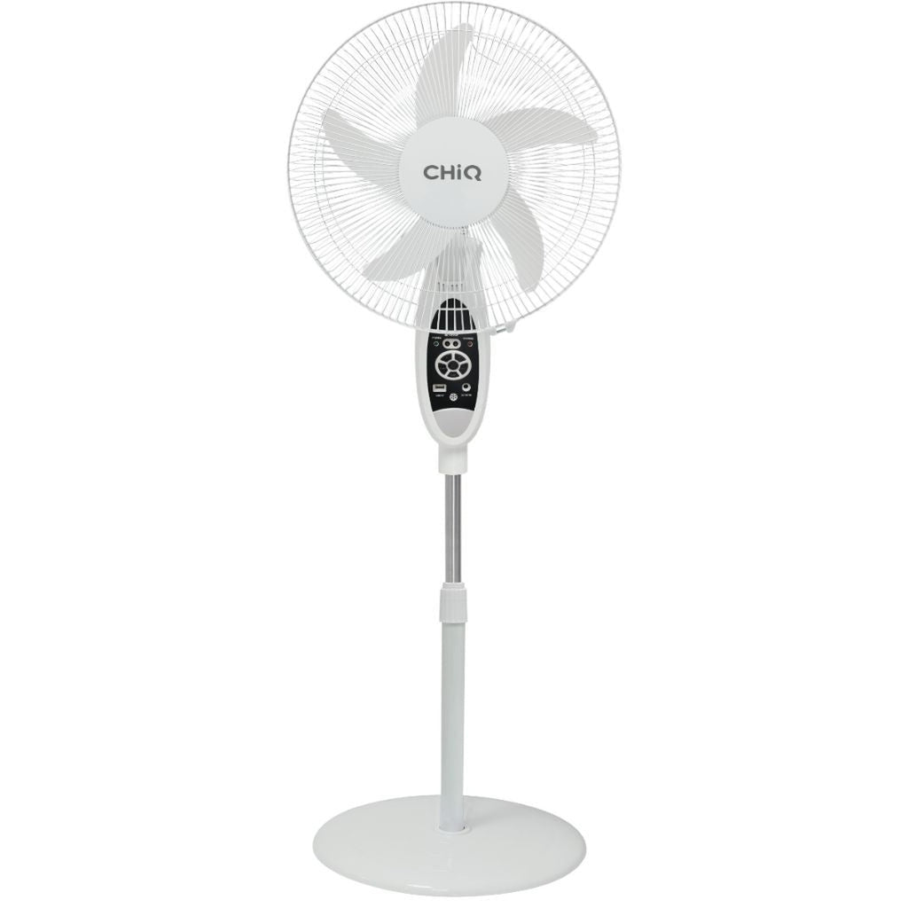 Ventilador Chiq pie recargable 16 pulgadas 9 velocidades USB luz LED CQVF16RN0IT1W