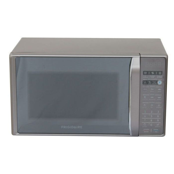 Frigidaire Microondas 700W 0.6 Cu Ft FMDO17S3GSPG