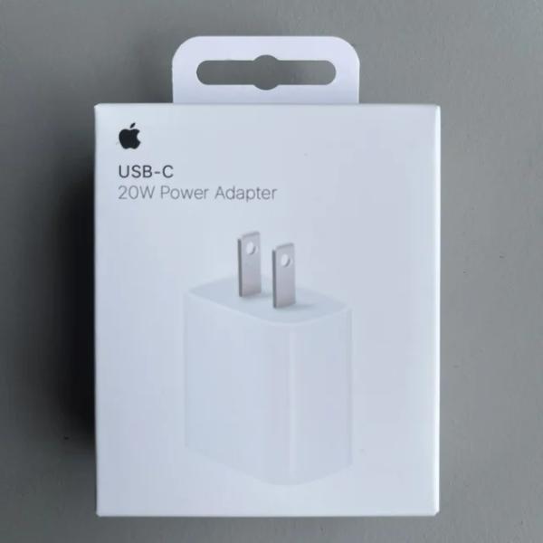 Apple Cargador Cubo Macbook 20W