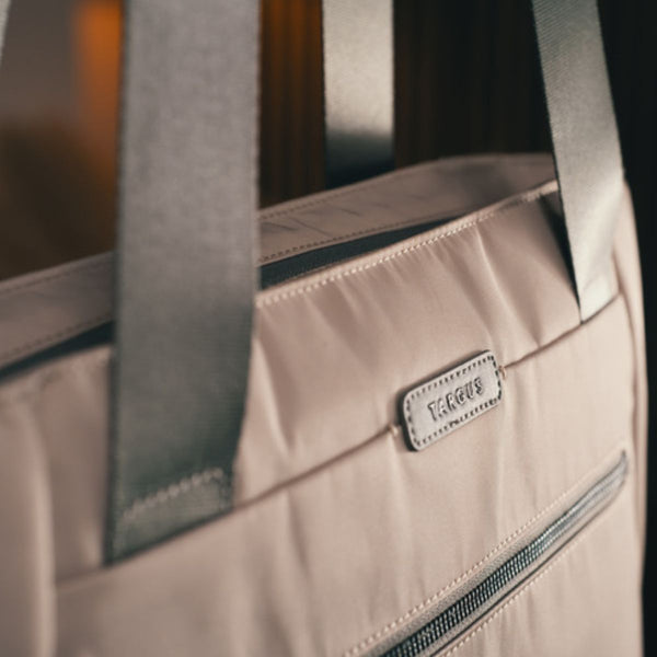 Targus mochila para potatil 15-16” avila convertible tote roble frances - TBA00113GL