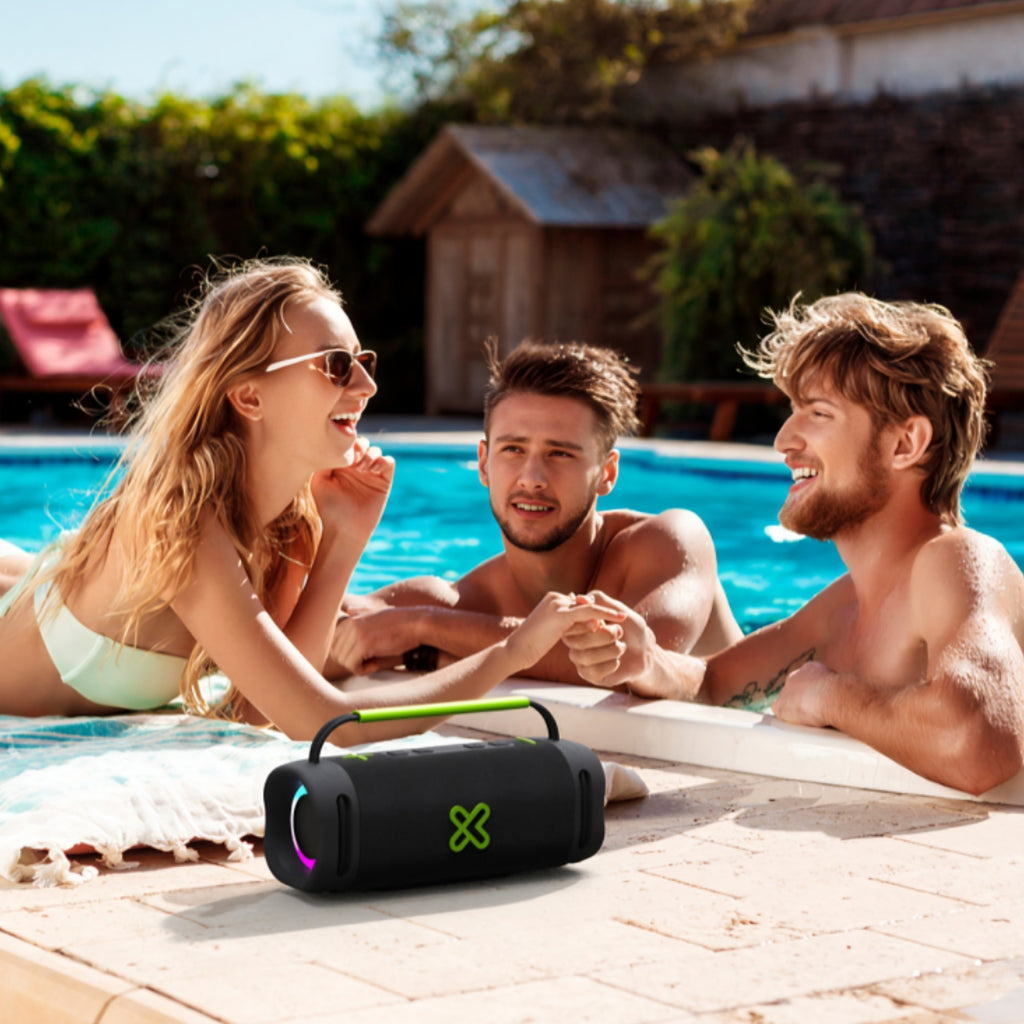 Klip Xtreme Boombox Speaker Negro KBB-250 - Potente Sonido Portátil